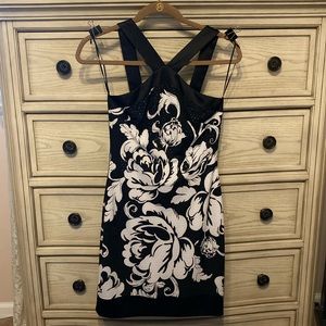 Cache dress size 2